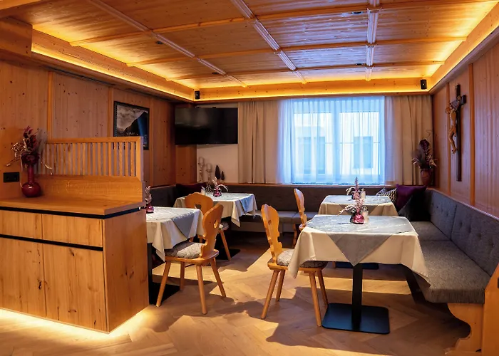 Hotel Garni Chasa Sulai