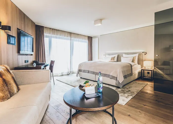 Elizabeth Arthotel Adults Only